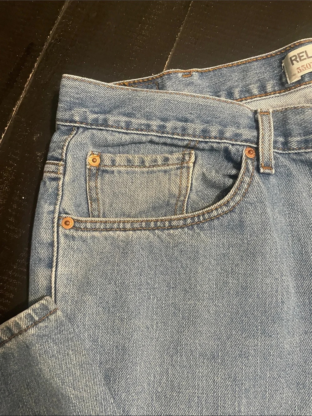 Levi's Men's Light Wash Straight Jeans - Classic Blue Denim